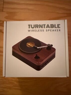 Retro Turntable Wireless Speaker - Brown Wood Finish